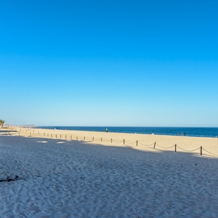 Tortuga Bay beach