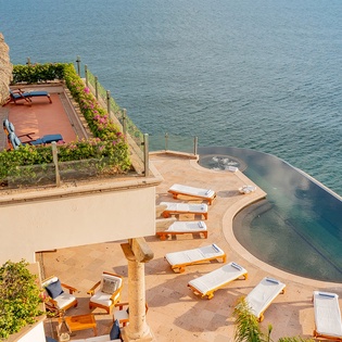 Gorgeous patio with incredible ocean views