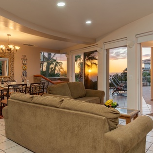 Spacious living room