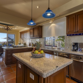 Fully equipped kitchen