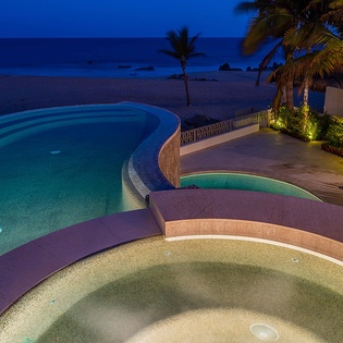 11casa_keller_pool_night2