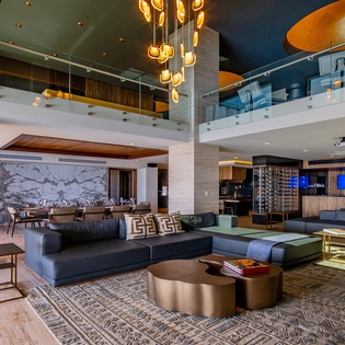 Spacious living room