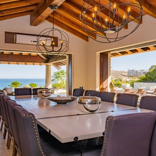 Dining area seating 14