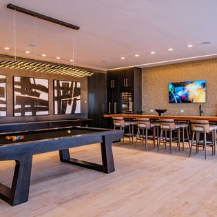 Pool table