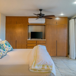 Bedroom suite with outdoor access