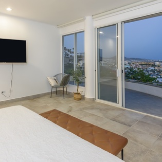 Double bed suite with terrace access