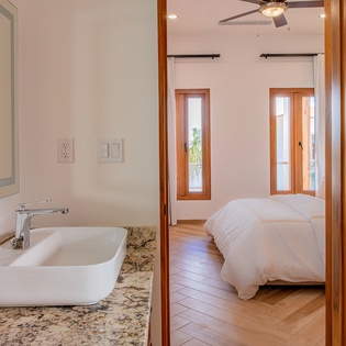 En suite bathroom