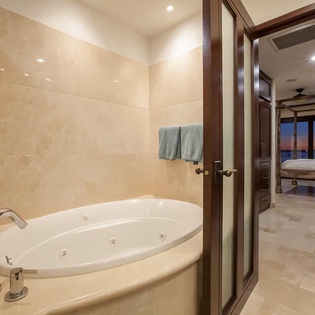 Residence_101_-_102_Playa_De_La_Paz-29