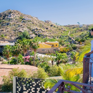 Amazing mountain view of Cabo San Lucas