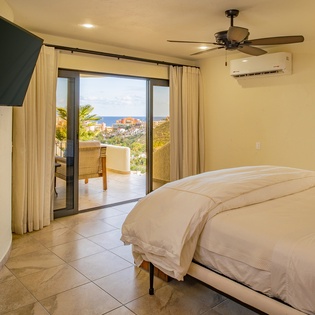 Bedroom suite with terrace access