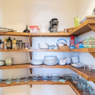 Kitchen pantry