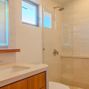 En suite bathroom