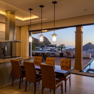Indoor outdoor living -15