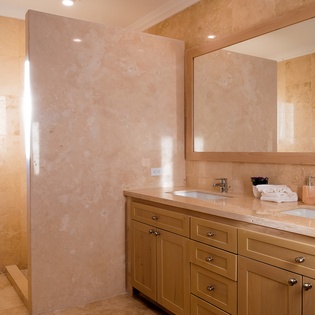 En suite bathroom