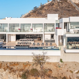 Bird's eye view of villa