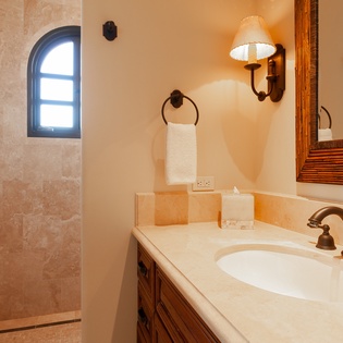 En suite bathroom with double sink