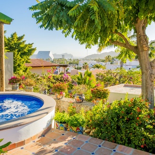 Jacuzzi seating 8
