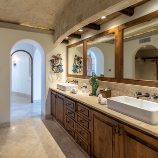 En suite bathroom with double sink
