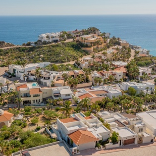 Ocean view within neighborhood