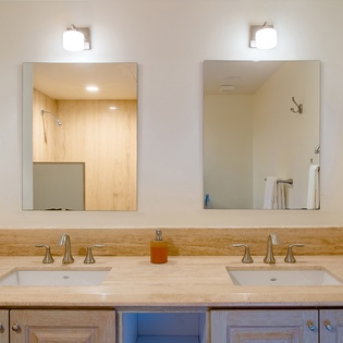 En suite bathroom with double sink