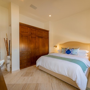 King bedroom suite