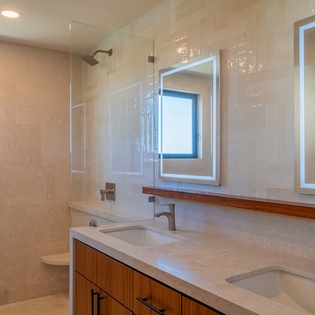 En suite bathroom