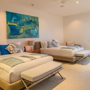 Double bed suite