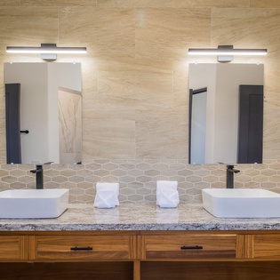 En suite bathroom with double sink