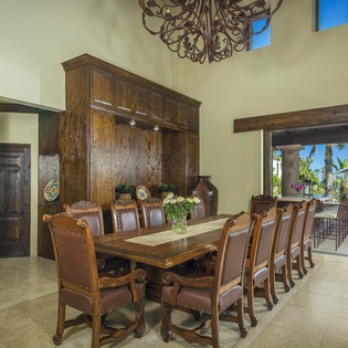 Dining area seating 10