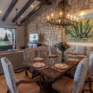 Dining area seating 8