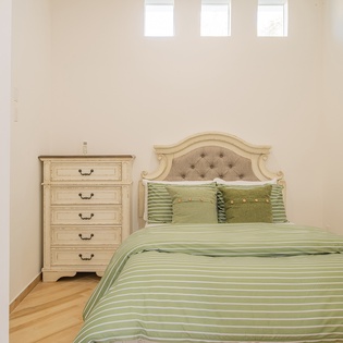 Bedroom suite