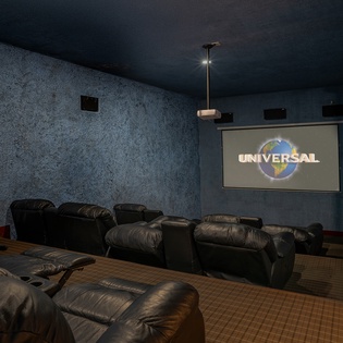En villa movie theater