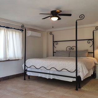 Suite 1 king bedroom