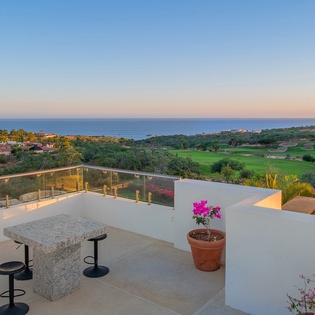 Casa Primavera- terrace with ocean views