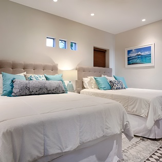 Double bed suite