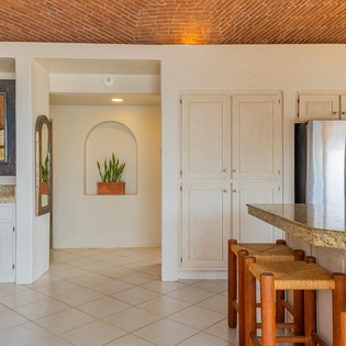 Kitchen with bar seating