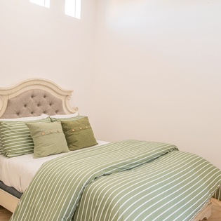 Bedroom suite