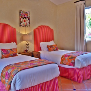 Double bed suite