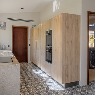 Fully equipped kitchen