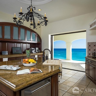 Kitchen & Beachview