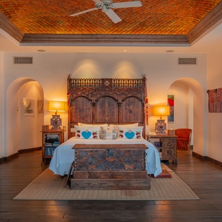 Bedroom suite with private terrace