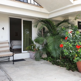 Suite 4 exterior