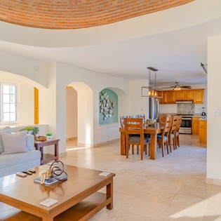 Living and dining area