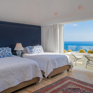 Double bed suite with terrace access and ocean views