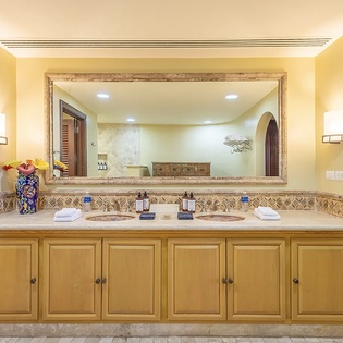 En suite bathroom