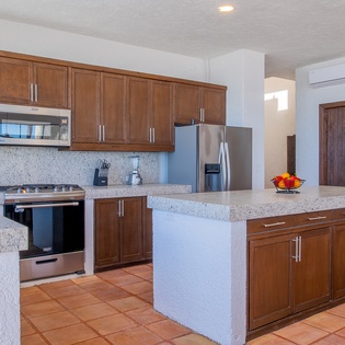 Fully equipped kitchen