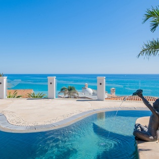 Poolside patio with gorgeous ocean views