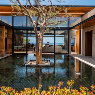 Spectacular modern architecture