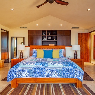 Mariposa bedroom