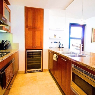 Kitchen at PIE BAH, Beachfront/Cupecoy, St. Martin
